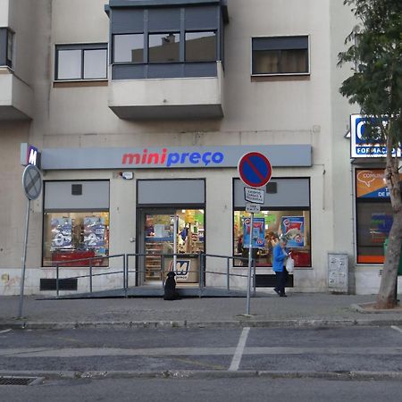 Be Local - Apartment With 2 Bedrooms In Infantado In Loures Eksteriør billede