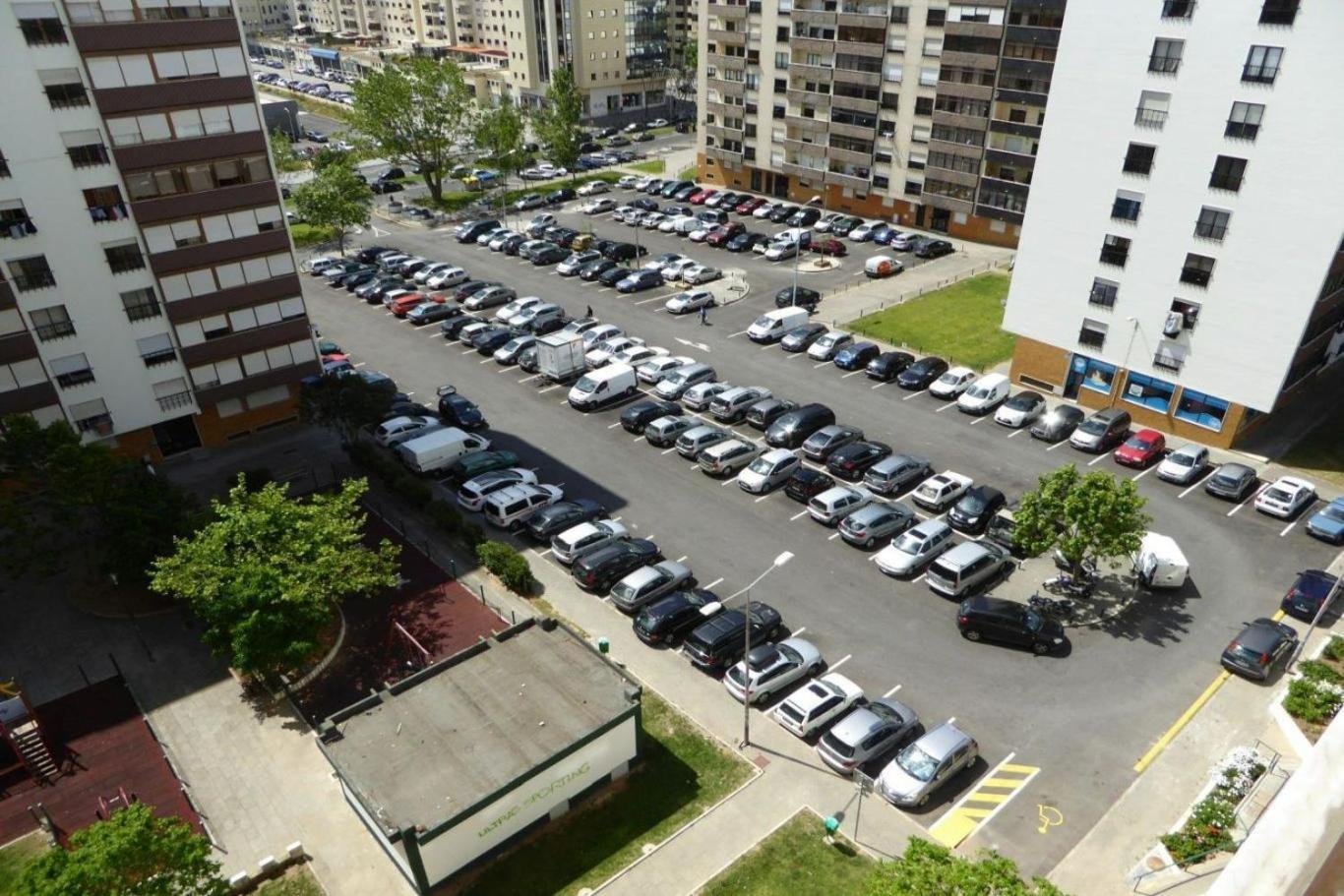 Be Local - Apartment With 2 Bedrooms In Infantado In Loures Eksteriør billede